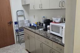 4420 Oleander Dr. photo 4