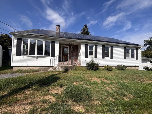 39 Bullard Ave, Worcester, MA 01605