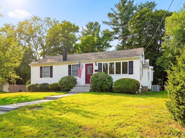 4 Orchard Dr, North Reading, MA 01864