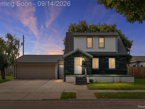 2341 McDowell Street, Ferndale, Mi 48220