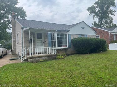 31605 Folkstone Drive, Farmington, Mi 48336