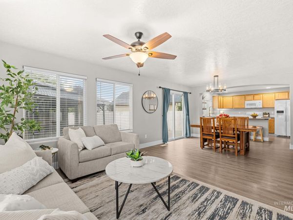 227 W Tallulah Dr, Kuna, ID 83634