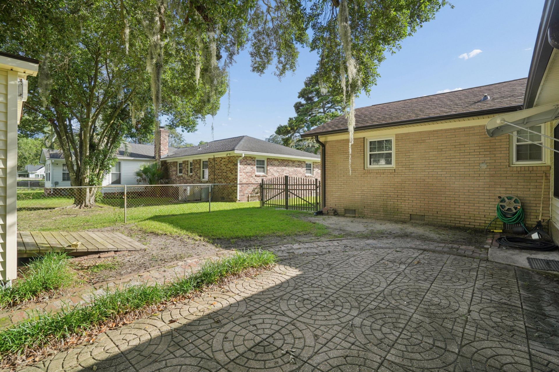 5326 Edith Street Photo 34