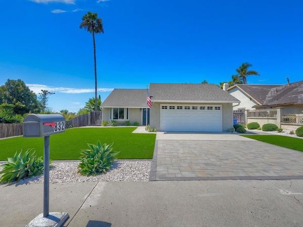 832 Grapevine Road, Vista, CA 92083