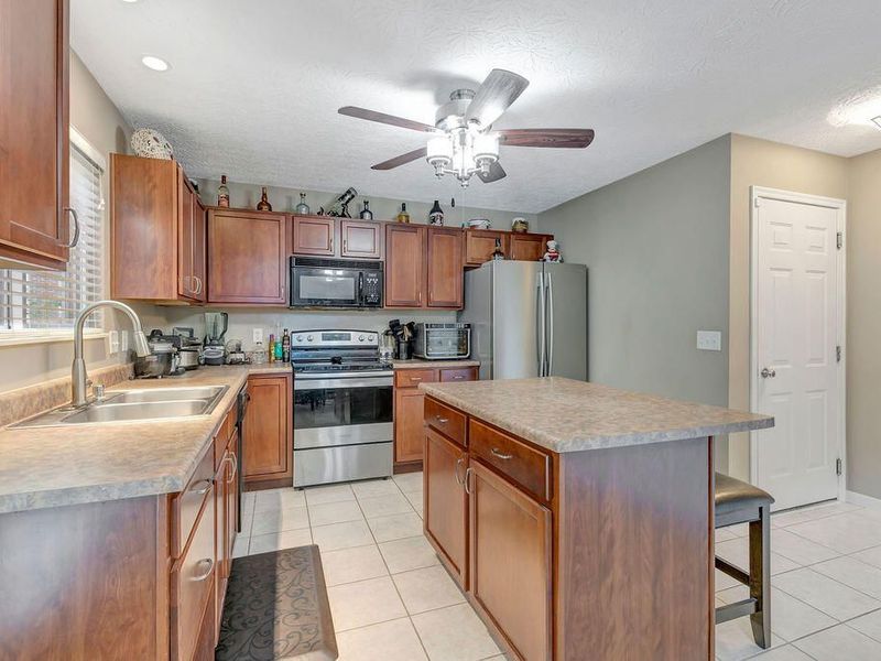 5945 Ethan Drive, Burlington, KY 41005 Photo 11