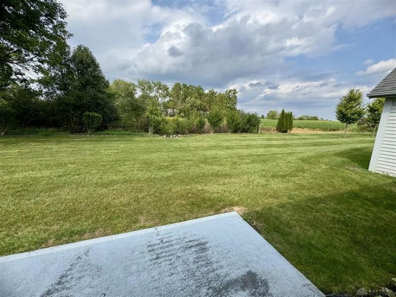 770 Berkshire Drive, Greenville, OH 45331 Photo 10