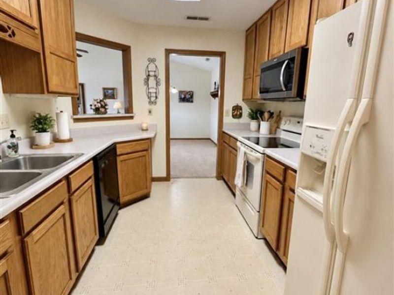 770 Berkshire Drive, Greenville, OH 45331 Photo 26
