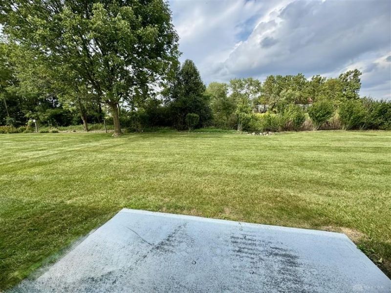 770 Berkshire Drive, Greenville, OH 45331 Photo 9