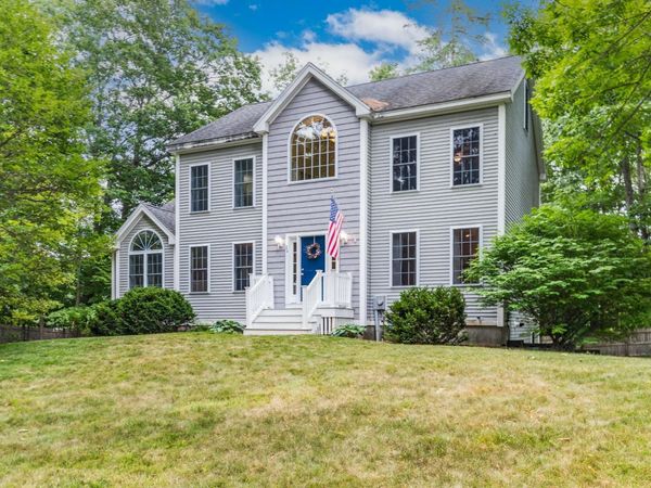 24 Sunset Drive, Dover, NH 03820