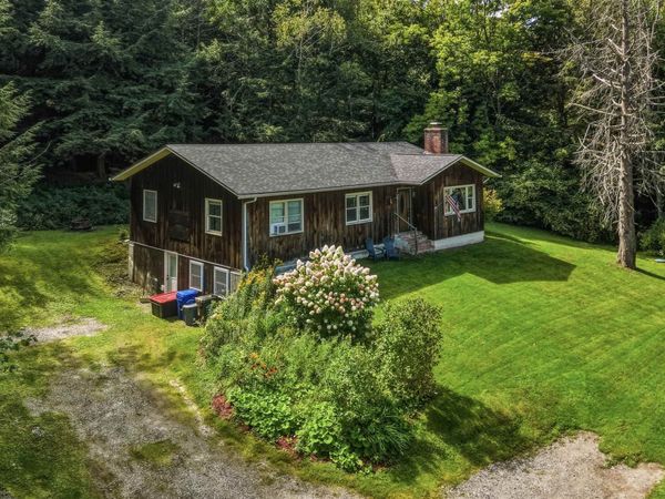 1190 Huntington Road, Richmond, VT 05477