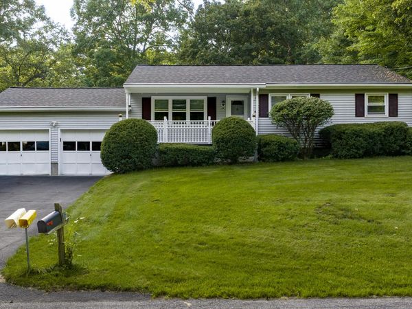 4 Sherri Road, Saratoga Springs, NY 12866