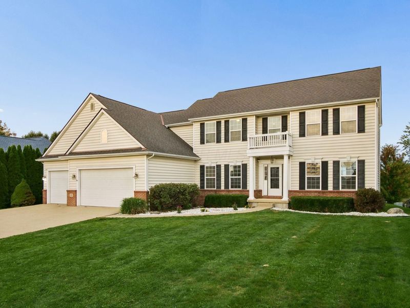 40 Waters Edge Lane, Centerburg, OH 43011 Photo 2