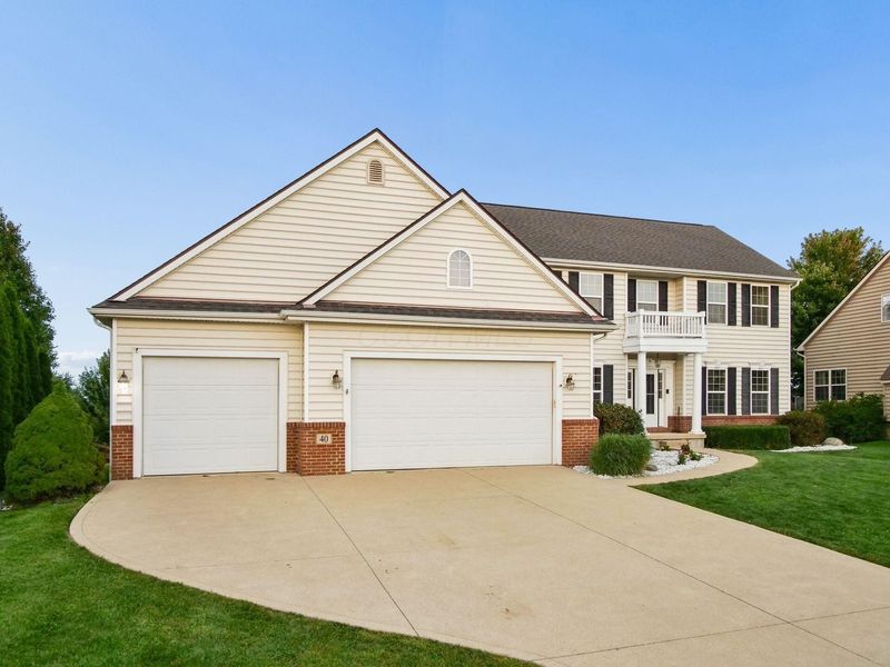 40 Waters Edge Lane, Centerburg, OH 43011 Photo 5