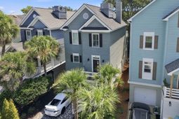 6 Yacht Harbor Court photo 4