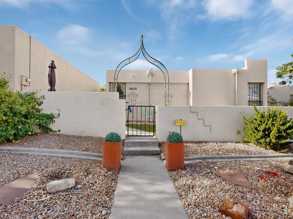 8400 Parrot Run Road NE, Albuquerque, NM 87109