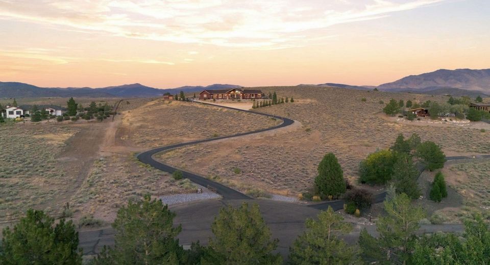 1391 Hawkins Peak Court, Gardnerville, NV 89410 Photo