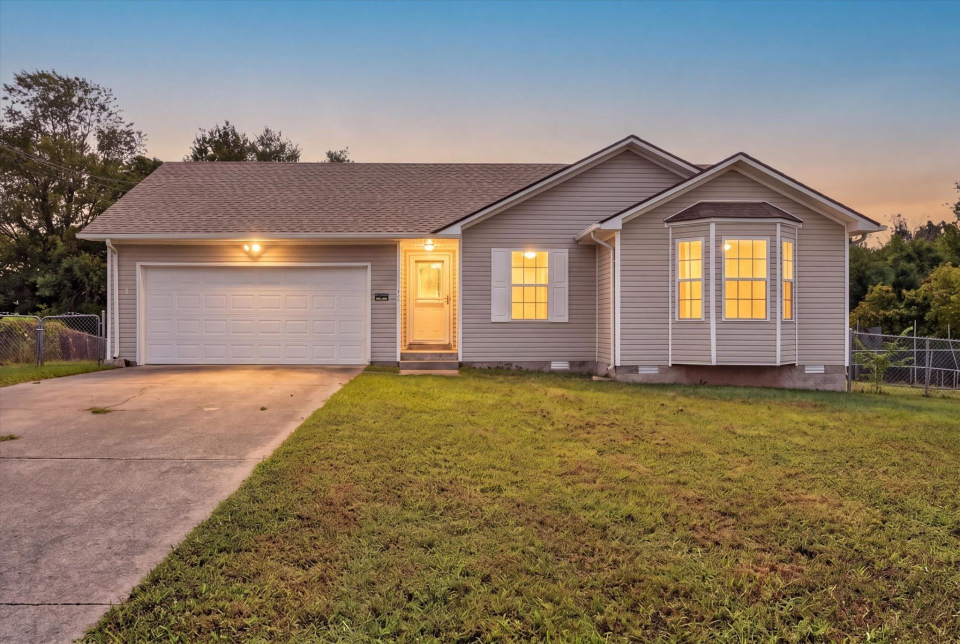 727 Shetland Dr, Oak Grove, KY 42262 Main Photo