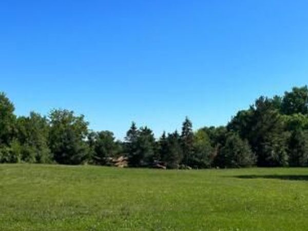 10925 W RYAN ROAD, Franklin, WI 53132