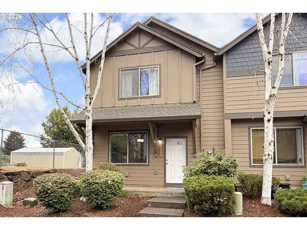 38473 CASCADIA VILLAGE DR, Sandy, OR 97055