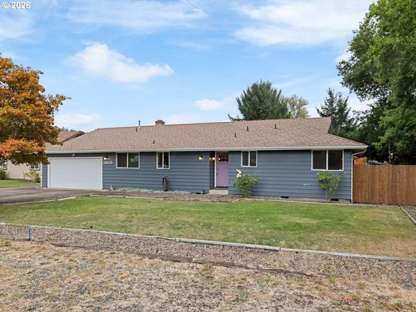 31835 EASTWAY ST, Lebanon, OR 97355