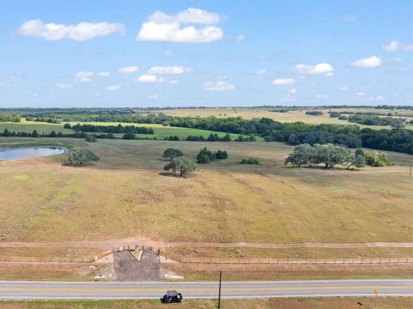 2955 FM 956, Schulenburg, TX 78956