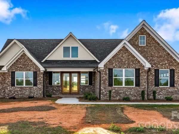 132 Greenhill Road, Mocksville, NC 27028