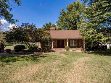 4828 LAWYER RD, MCGAHEYSVILLE, VA 22840