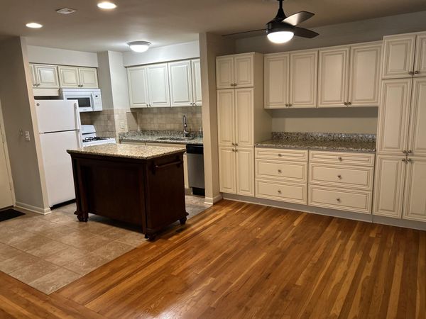 1261 Island Drive, Unit 204, Ann Arbor, MI 48105