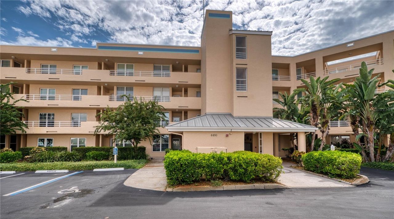 4480 Fairways Boulevard, Unit 206, Bradenton, FL 34209 Photo