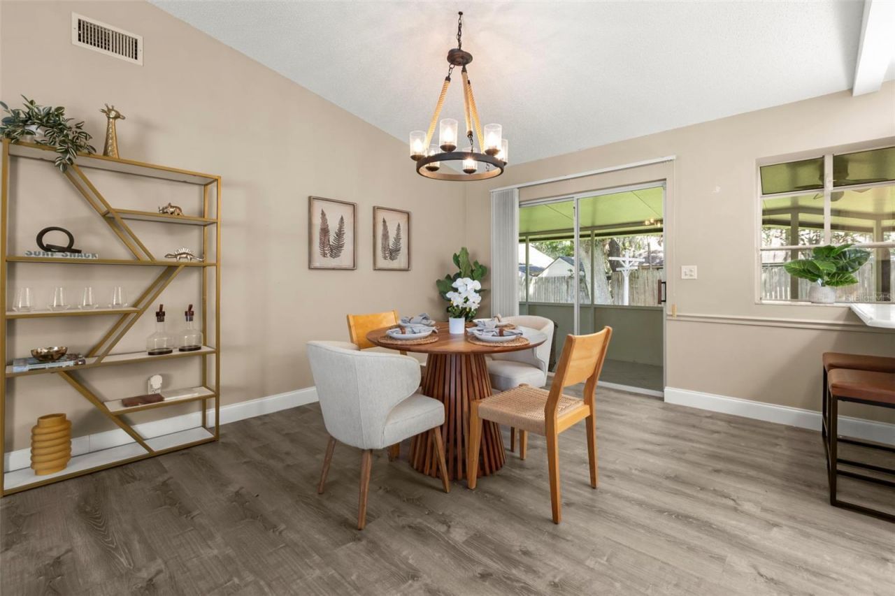 121 Oak Ridge Avenue, Edgewater, FL 32132 Photo
