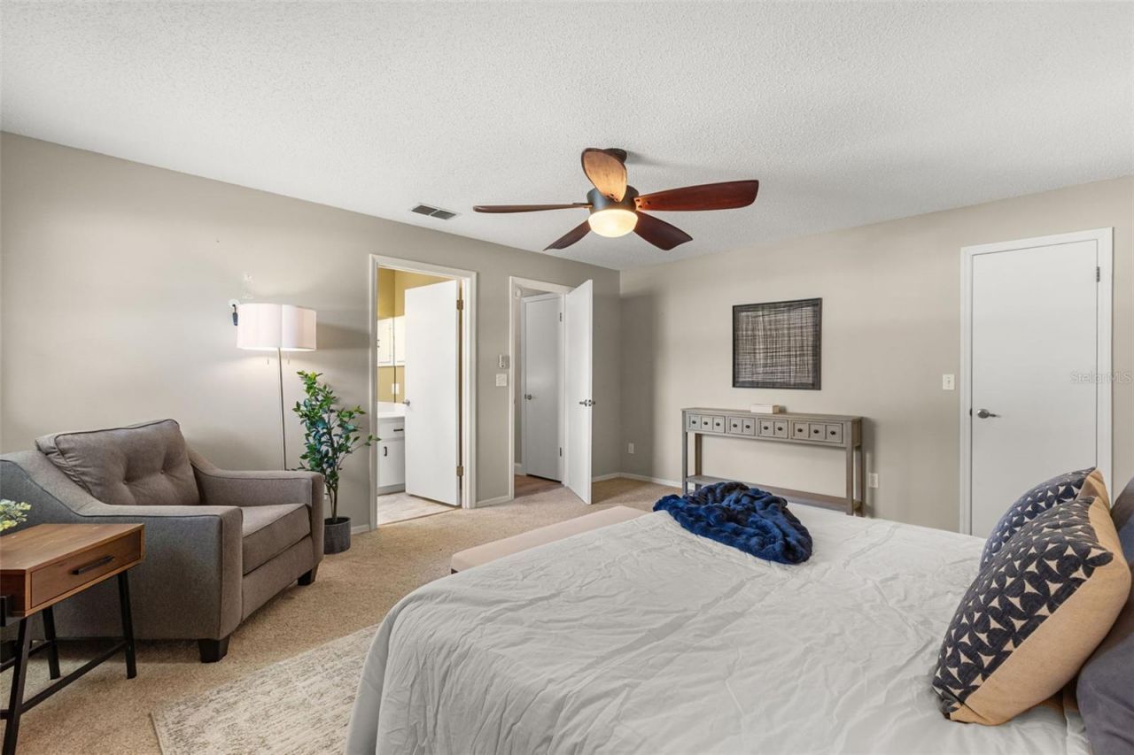 121 Oak Ridge Avenue, Edgewater, FL 32132 Photo