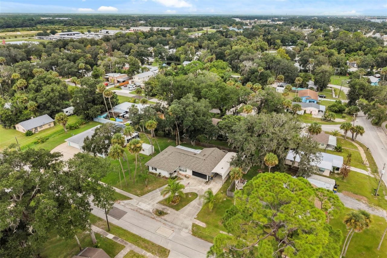 121 Oak Ridge Avenue, Edgewater, FL 32132 Photo