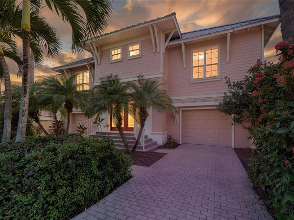102 WIMBLEDON COURT , REDINGTON SHORES, FL 33708