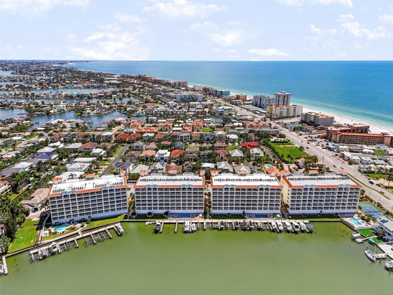 102 Wimbledon Court, Redington Shores, FL 33708 Photo