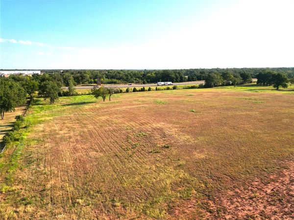 999 , Shawnee, OK 74804