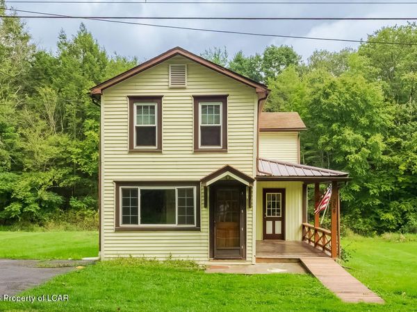 3029 Lower Demunds Road, Dallas, PA 18612
