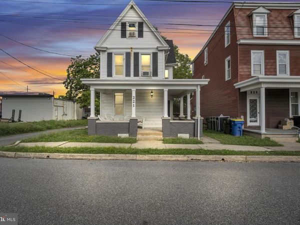 221 7TH STREET, NEW CUMBERLAND, PA 17070