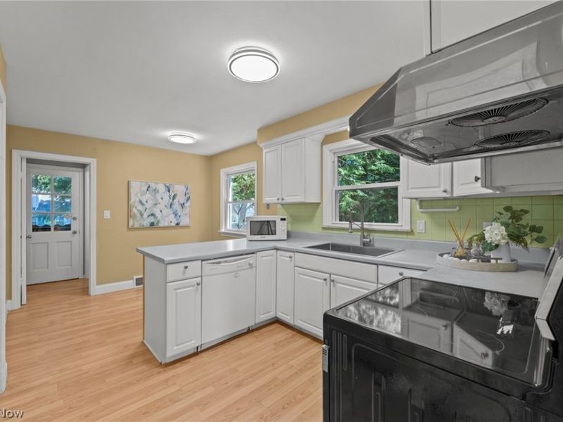 2127 Lyndway Road, Beachwood, OH 44122 Photo 10