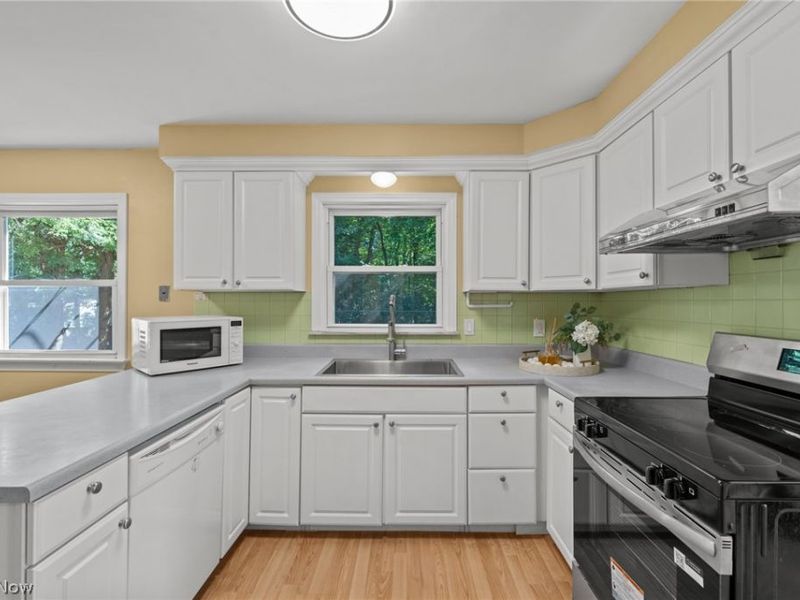 2127 Lyndway Road, Beachwood, OH 44122 Photo 11