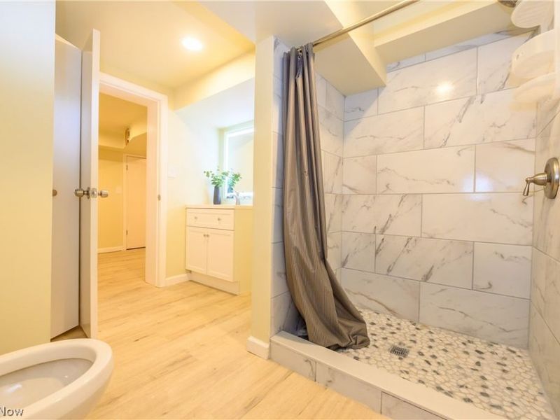 2127 Lyndway Road, Beachwood, OH 44122 Photo 29