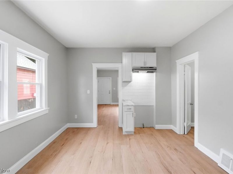 6511 Fullerton Avenue, Cleveland, OH 44105 Photo 14