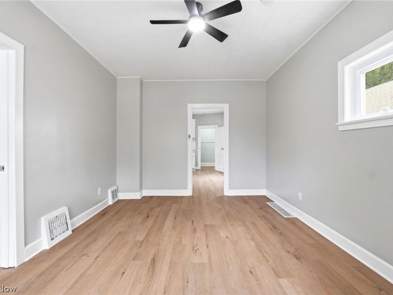 6511 Fullerton Avenue, Cleveland, OH 44105 Photo 20