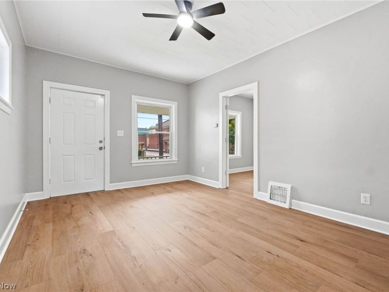 6511 Fullerton Avenue, Cleveland, OH 44105 Photo 23