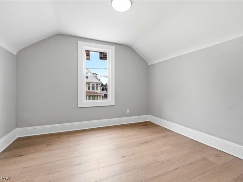 6511 Fullerton Avenue, Cleveland, OH 44105 Photo 30