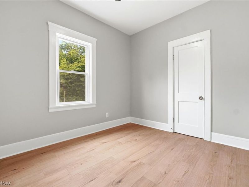 6511 Fullerton Avenue, Cleveland, OH 44105 Photo 36
