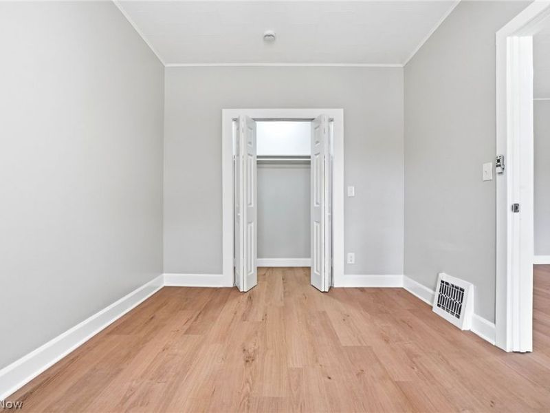 6511 Fullerton Avenue, Cleveland, OH 44105 Photo 38