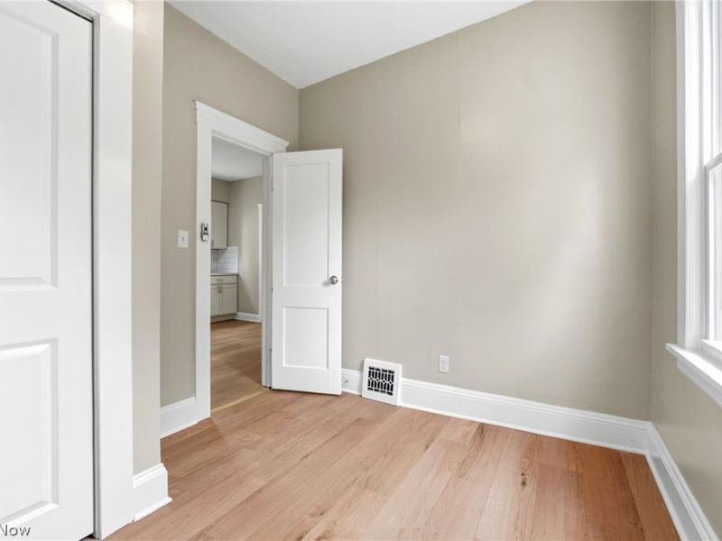 6511 Fullerton Avenue, Cleveland, OH 44105 Photo 44