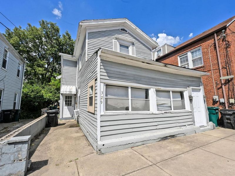 329 Stanley Avenue, Cincinnati, OH 45226 Photo 2