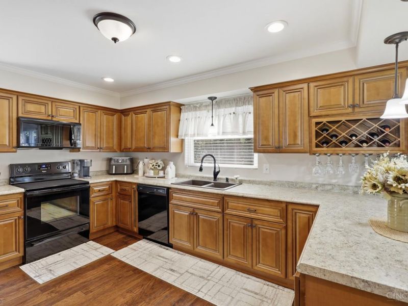 4280 Howards Creek Road, Morgan Township, OH 45053 Photo 17