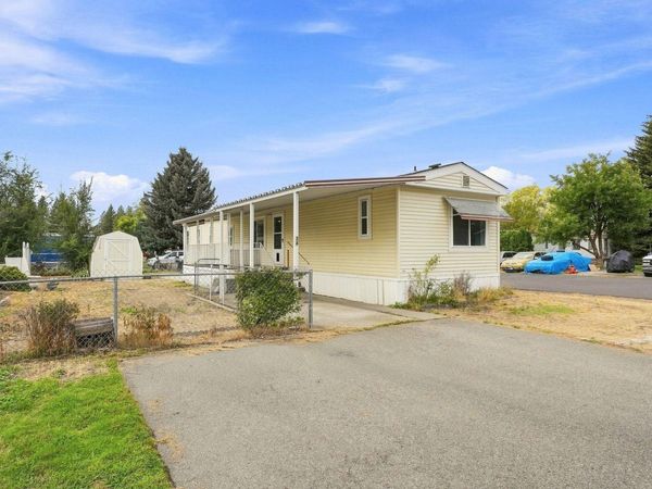 3925 E FARWELL Rd, Mead, WA 99021